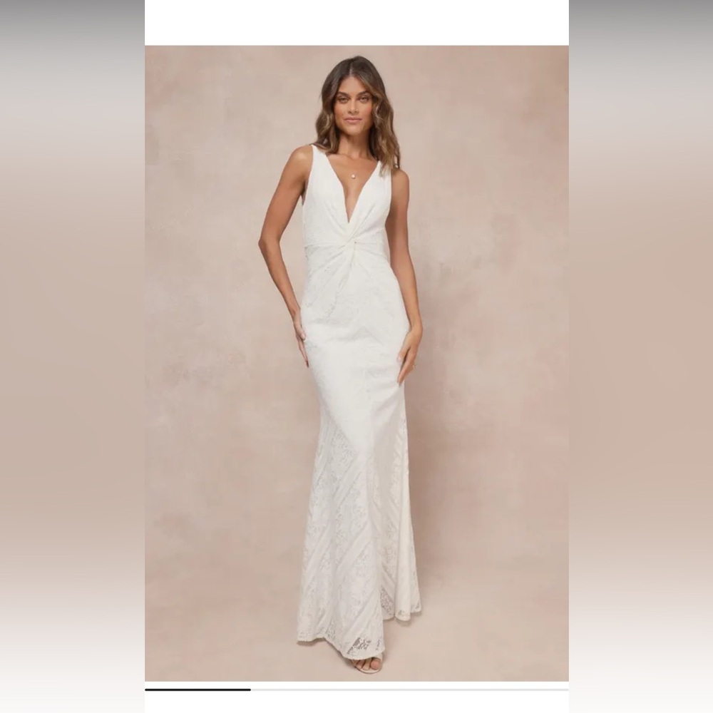 Brand new with tags gorgeous dress